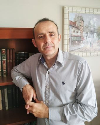 Juan Molina Hernández, autor de Ediciones Atlantis
